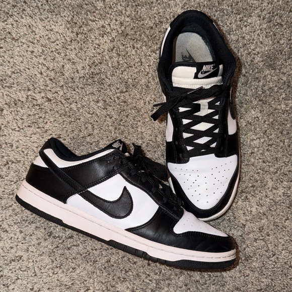 Nike PANDA Black and White Low-Top Sneakers - Picture 3 of 3